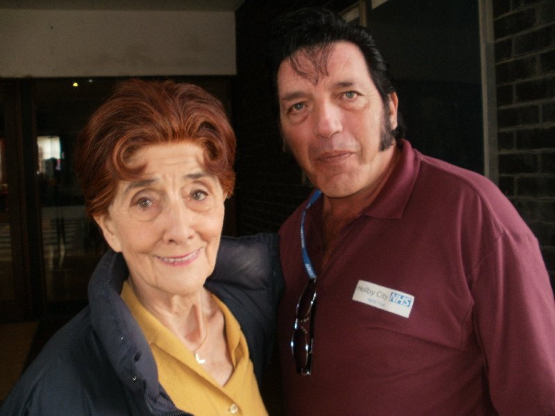 Eastenders June Brown who plays Dot Cotton